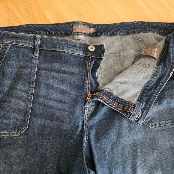 Torrid Straight Leg Trouser Jeans plus size 30R EUC - Picture 4 of 10